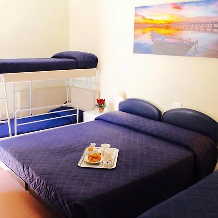 费多拉里米尼酒店 里米尼