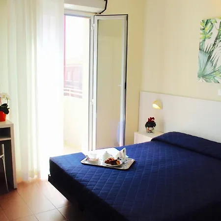 Fedora Hotel