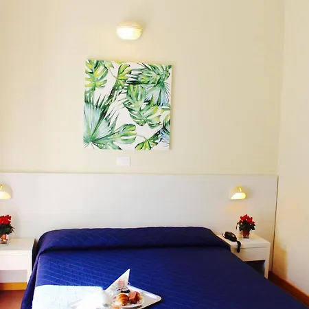 Hotel Fedora
