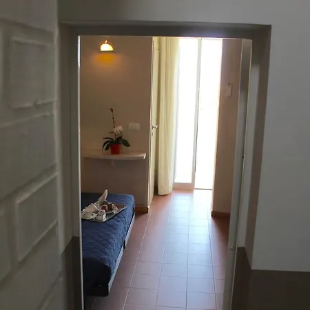 Fedora Otel Rimini