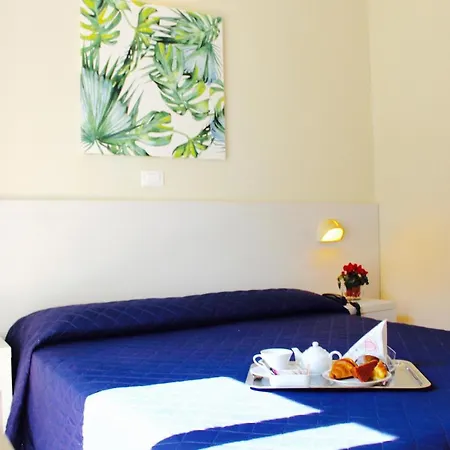 Fedora Hotel