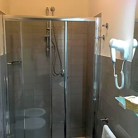 Fedora Otel 3*