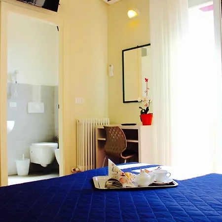 Fedora Hotel 3*